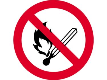 Feuer, offenes Licht und Rauchen verboten - Match (ROSR)