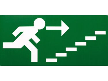 Vluchtweg trap op rechts, sticker