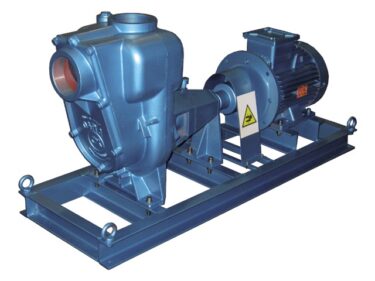 Alpha O8RA-T-25 op fundatieplaat