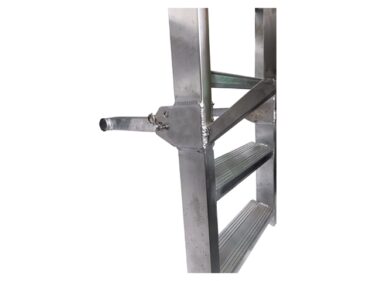 Buitenboordtrap nen-en 1502